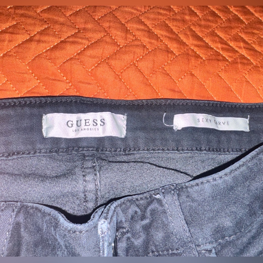 Guess Women's Skinny Jeans - Black